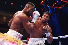 JOSHUA VS NGANNOU : JOSHUA DOMINE TOTALEMENT NGANNOU