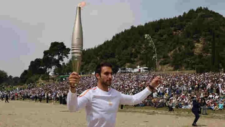 JO Paris 2024: 600 relayeurs de la flamme olympique sur 5 000 km