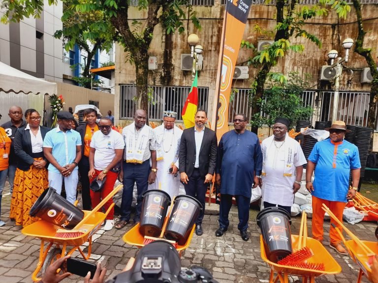 Solidarité entrepreneuriale : Orange Money Cameroun se tient aux côtés de la CUD pour une ville de Douala encore plus salubre