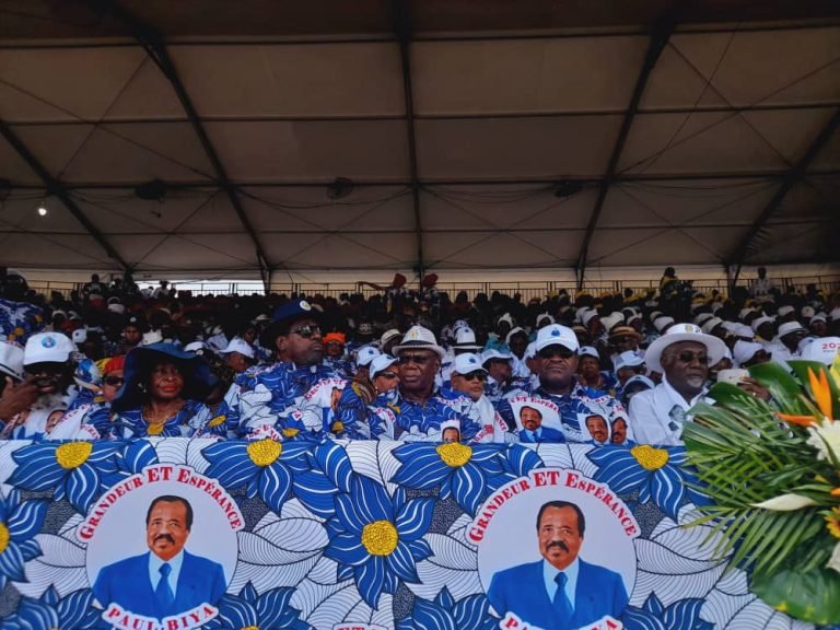Clôture en apothéose de la campagne du RDPC à Douala : le Wouri en pleine effervescence