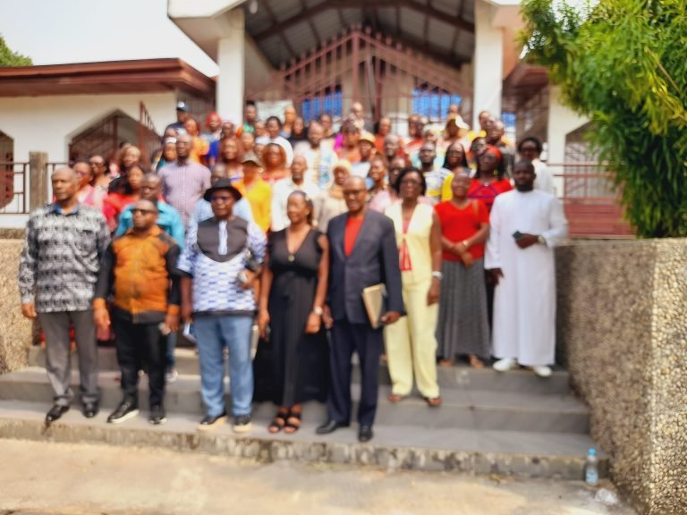 Prise en charge des enfants en détresse à Douala : Les gestionnaires de centres d'accueil à l'école de la CUD, via le CMB