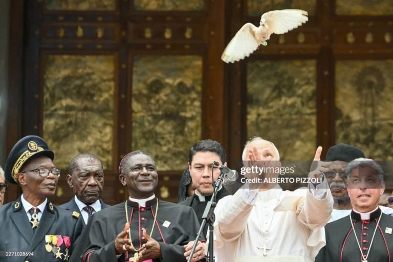 Pour un Cameroun en paix, Bamenda apporte sa contribution lors de la visite du Pape Léon XIV