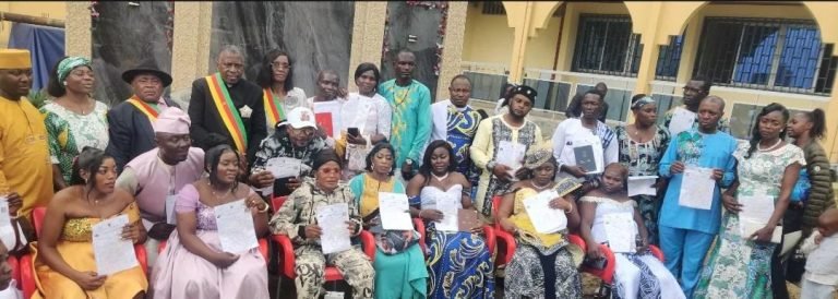 32e Journée internationale de la famille : 15 couples brisent le concubinage et scellent leur destin à Douala 3e